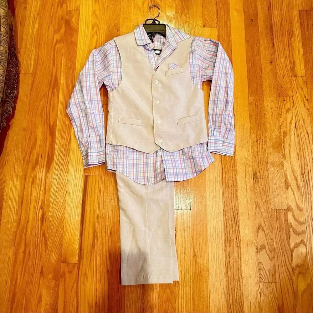 Nautica Tan and Pink Trousers Three-Piece Suit